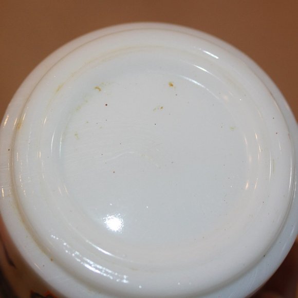 Vintage LOT OF 2 Little Orphan Annie and Dog Sandy Milk Glass coffee Cup 1970's - Picture 4 of 4